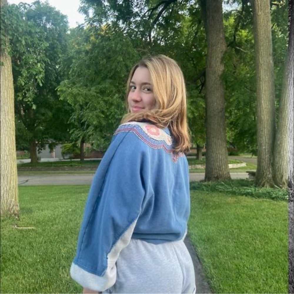 Meet your Posher, Olivia